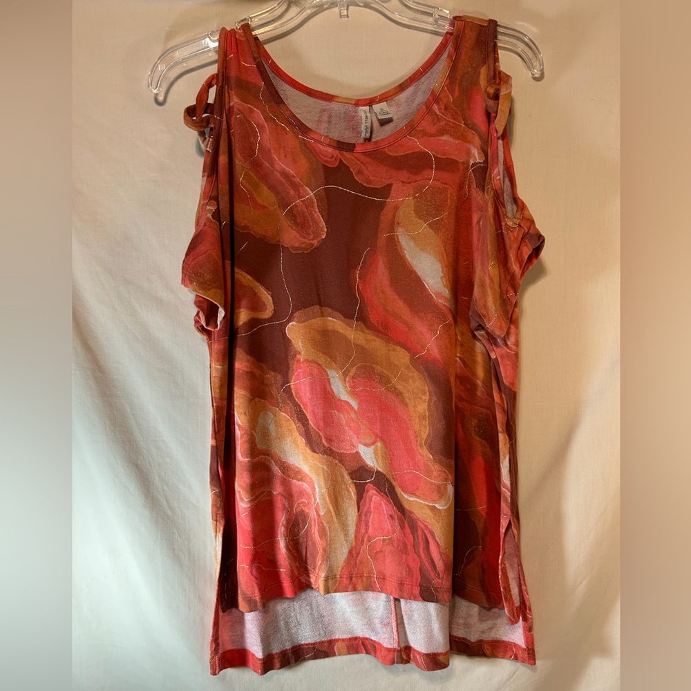 Live Well Active red/orange/gold patterned short sleeve cold shoulder top S